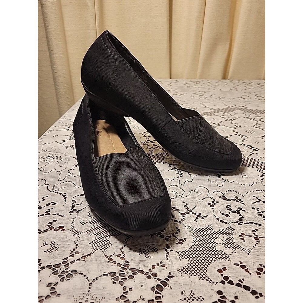 Womens Black Coral Bay Slip on Shoes - 8 Medium ~ Business Casual ~ Comfy